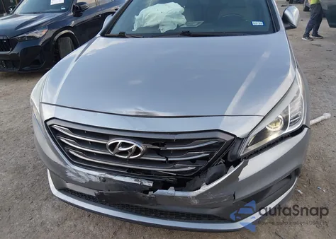 2015 Hyundai Sonata Sport 2.0T z USA, uszkodzony, nr VIN 5NPE34AB7FH101410